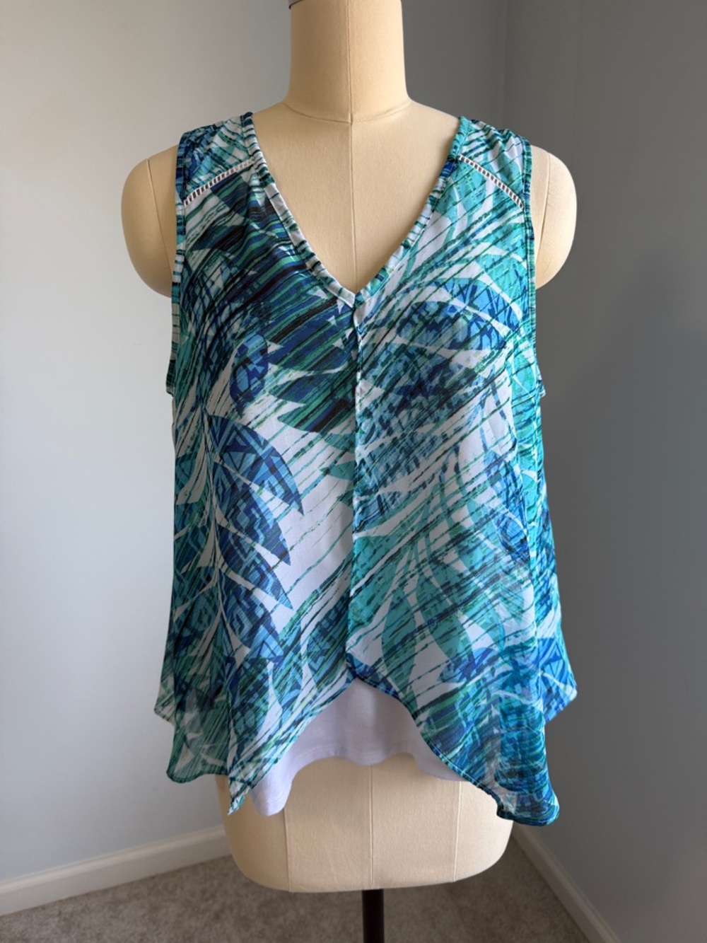 Christopher & Banks Sleeveless V-Neck Blue Green Printed Layered Top SZPL